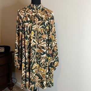 H&M Floral Wide Cut Dress - Size 12